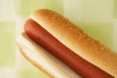 article-new-ehow-images-a07-of-qk-steam-hotdog-bun-800x800